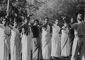 对印反击战中的印度美女战士(1)